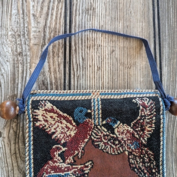 Dog tapestry 5.5" wide and 40.5" long in great condition - Picture 6 of 8